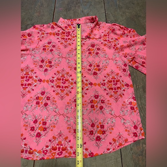 Like New (No Brand) Floral Pink Lightweight Women's Top | Size L - Picture 7 of 8